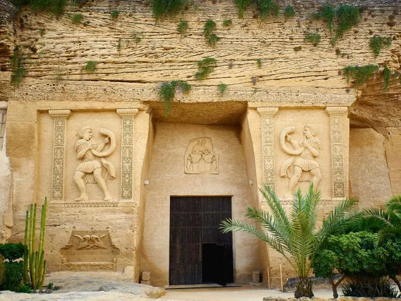 fachada del Coto de las Canteras. Entrada principal